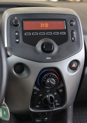 Toyota Aygo cena 56850 przebieg: 47225, rok produkcji 2021 z Frombork małe 596